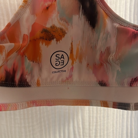 Sage sports bra - Picture 4 of 5